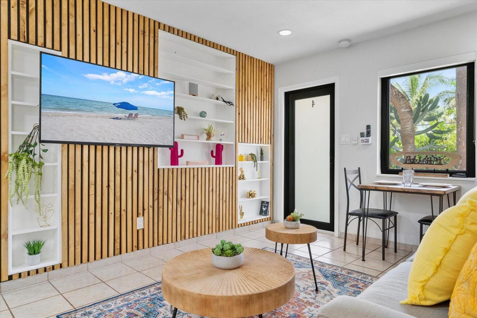 Walnut By The Sea Hollywood Quarto foto
