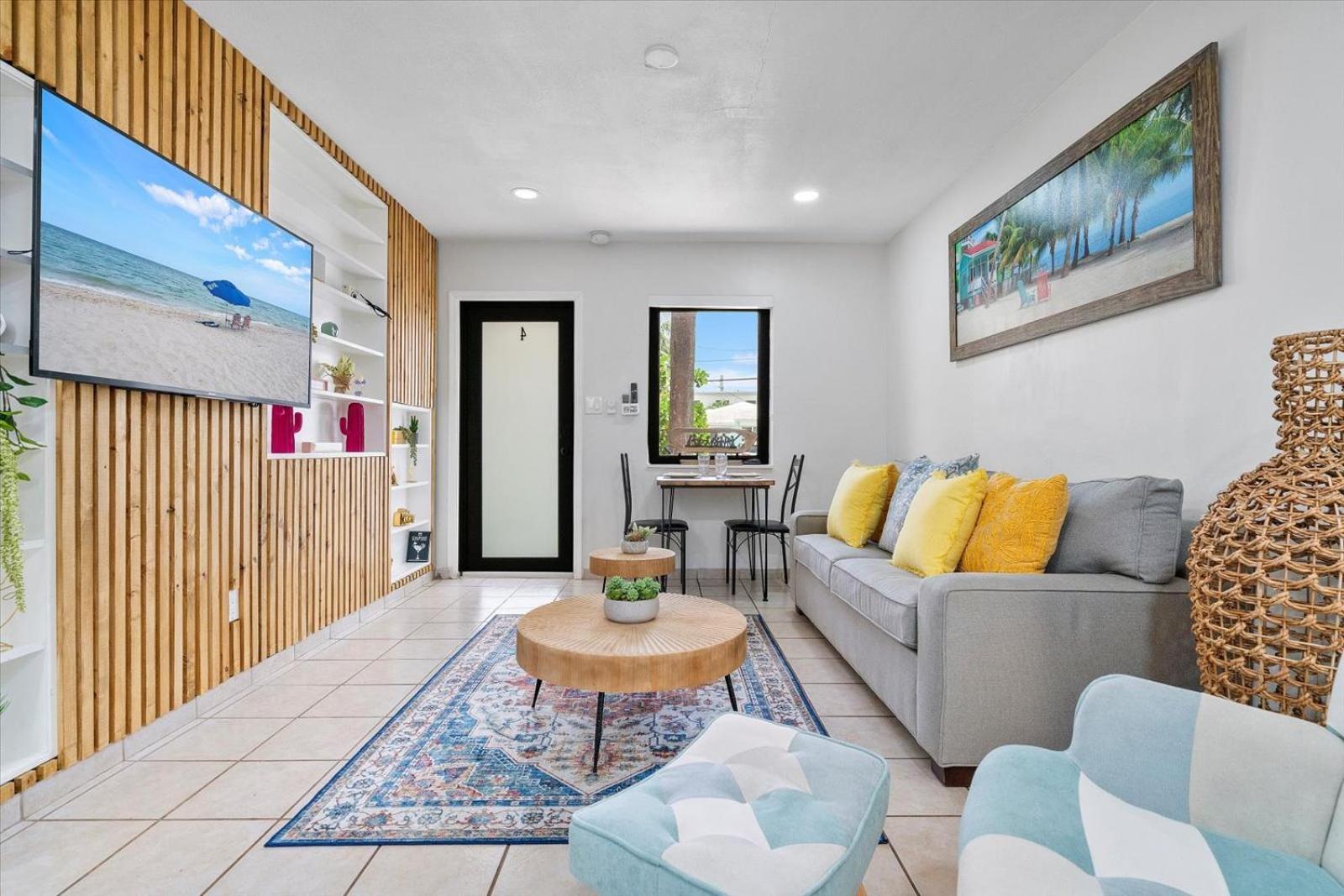 Walnut By The Sea Hollywood Quarto foto